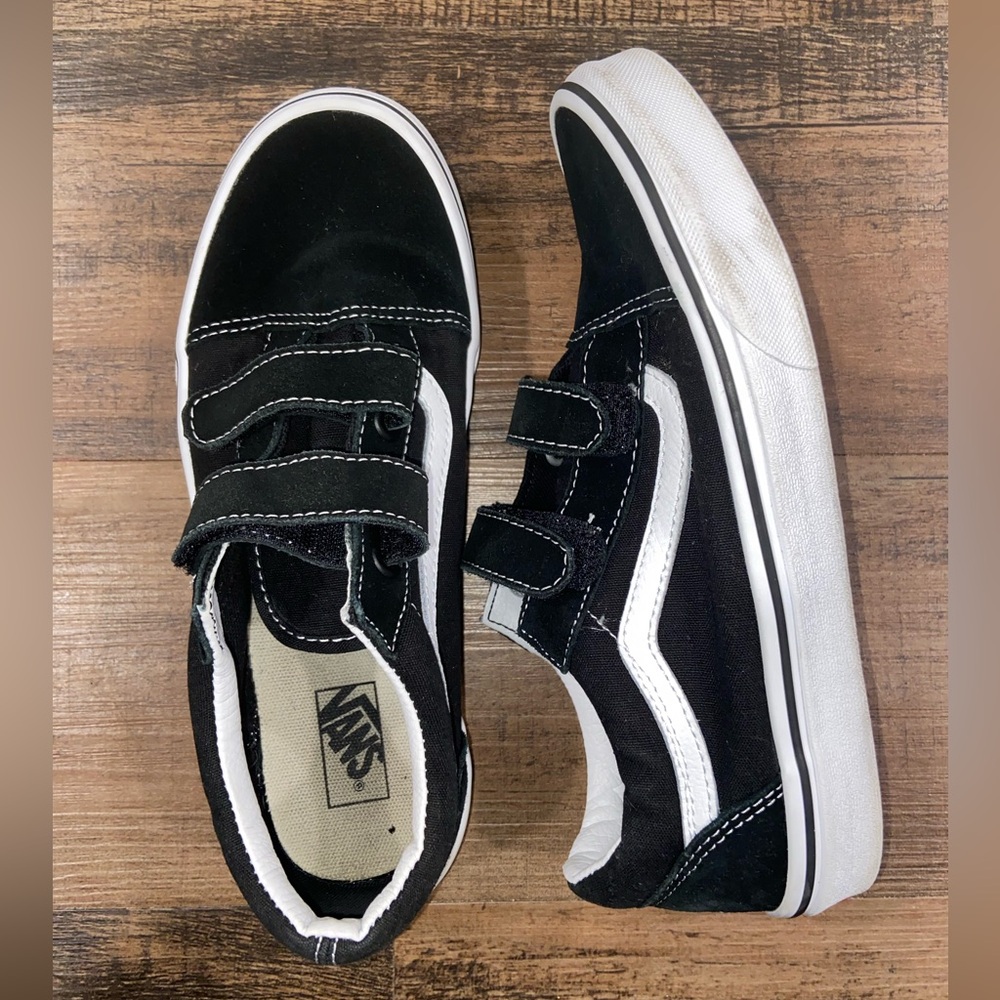 US Juniors Velcro Vans